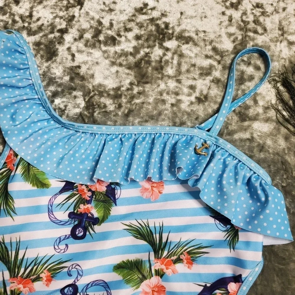 Jantzen cutout gently strap
